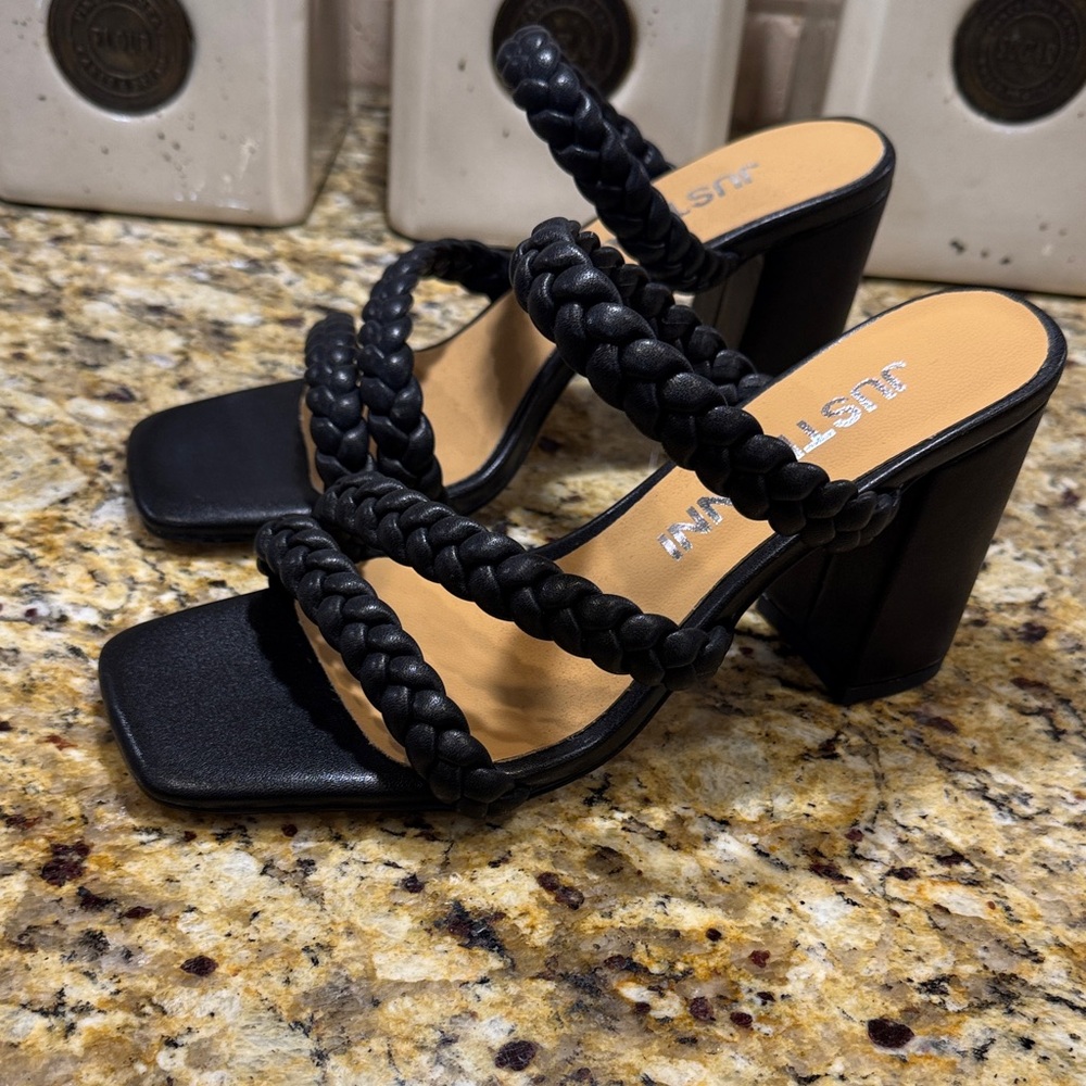 JustDanny sandals